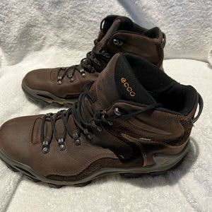 Mens Ecco waterproof boots-brown size EU45